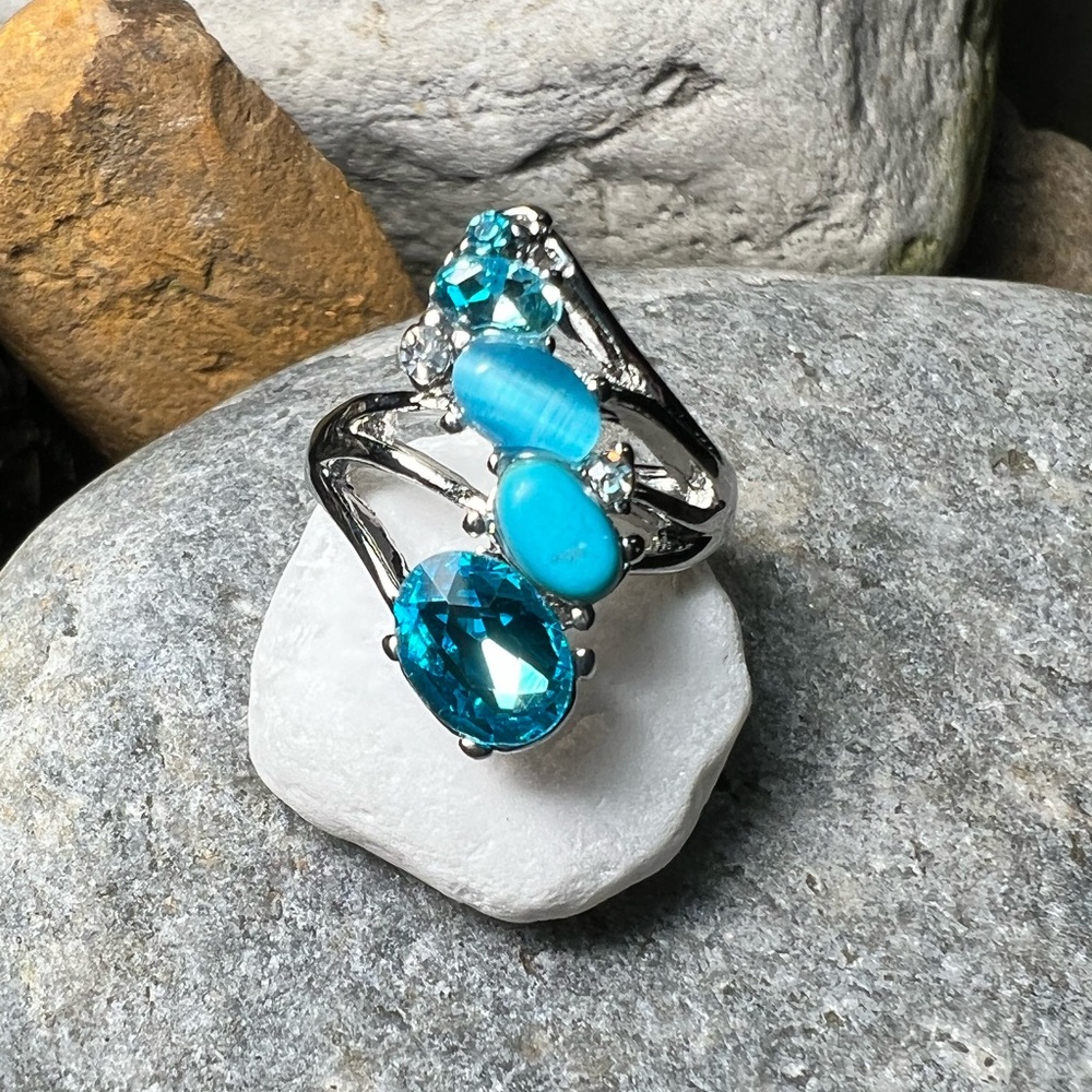 🔥Simulated blue topaz, cats eye & turquoise size 6 ring